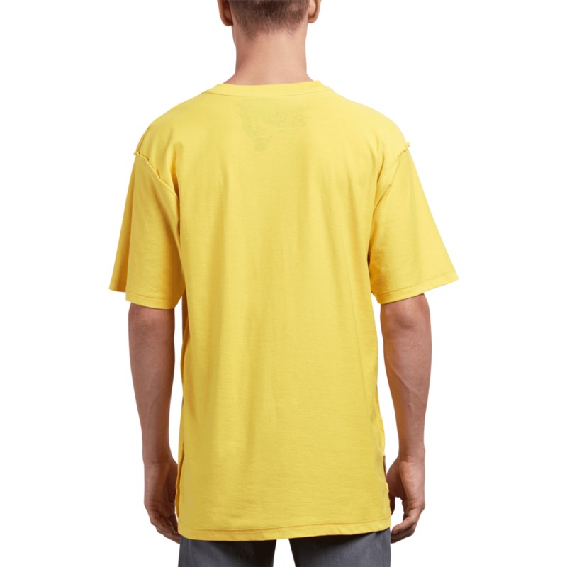 camiseta-manga-corta-amarilla-noa-noise-head-cyber-yellow-de-volcom