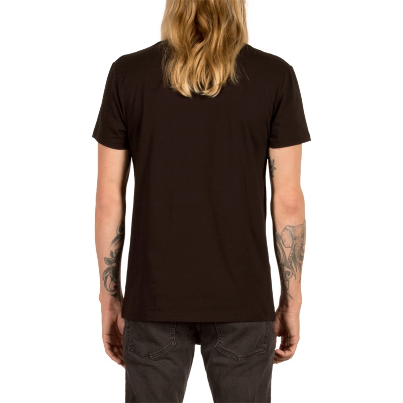 camiseta-manga-corta-negra-contra-pocket-black-de-volcom