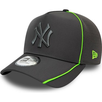 Gorra curva gris snapback con logo gris Feather Pipe A Frame de New York Yankees MLB de New Era